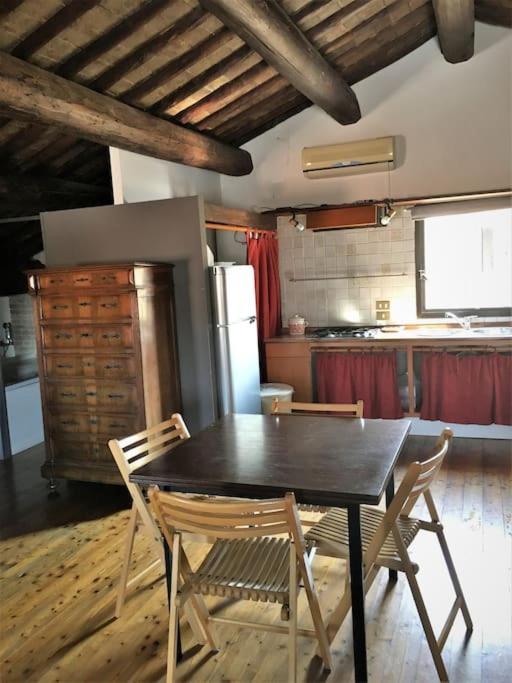 Romantic Studio In The Historical Heart Of パドヴァ エクステリア 写真